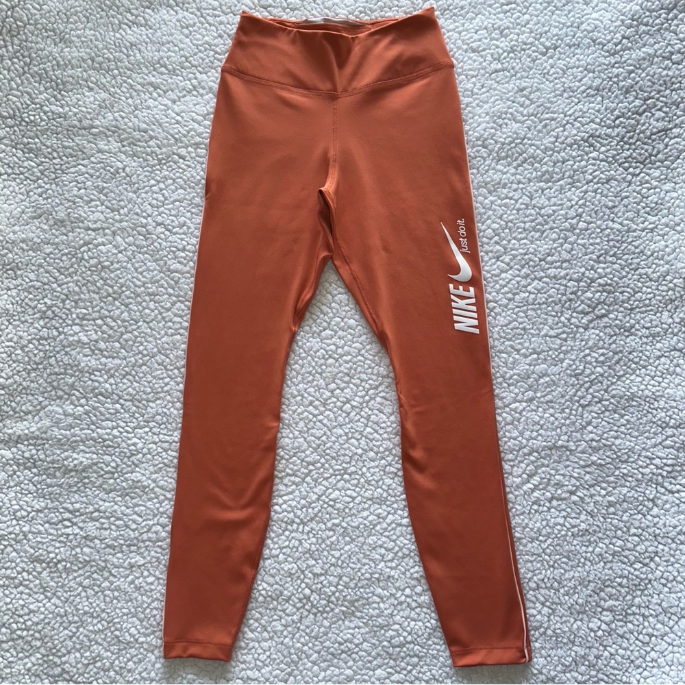 NIKE Dri-Fit Orange yoga leggings workout gymwear inner pockets buttery soft XS